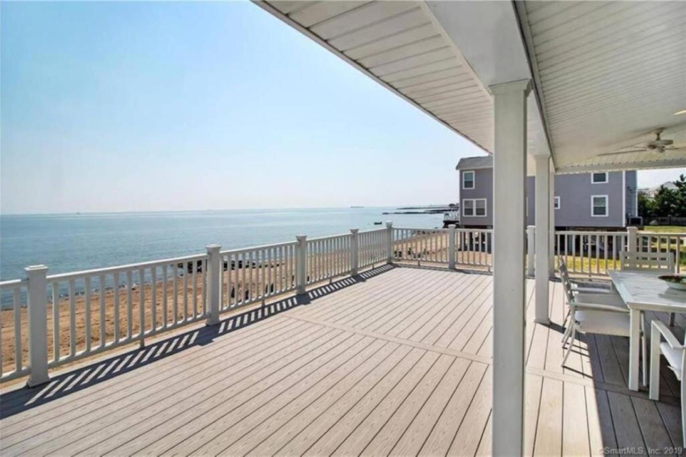 Cozy Beach - Direct Waterfront! East Haven Exteriör bild